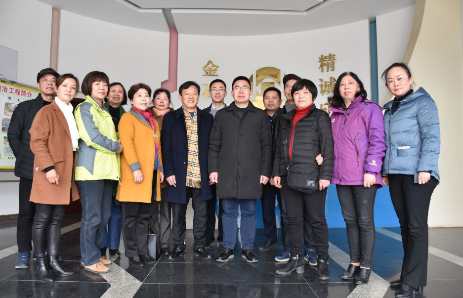 工匠乐鱼(中国)组织召开退休职工座谈会 