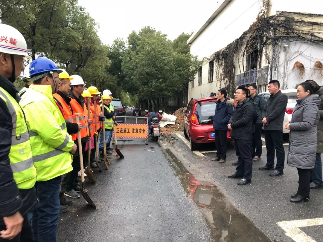 工匠乐鱼(中国)组织开展在建项目复工慰问活动 