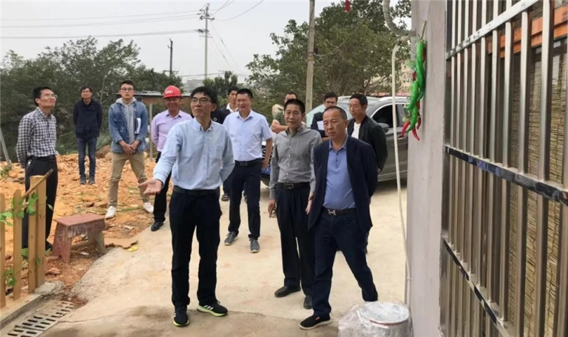 区社发局现场调度黄家湖上湖湖体综合整治工程