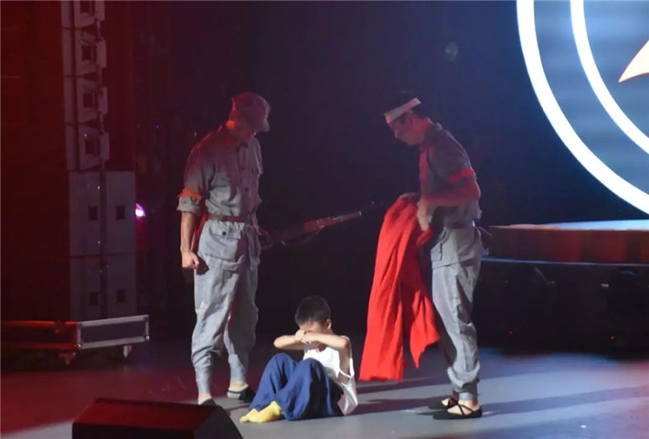 【精彩集锦】金开乐鱼(中国)大型舞蹈《我和我的共和国》