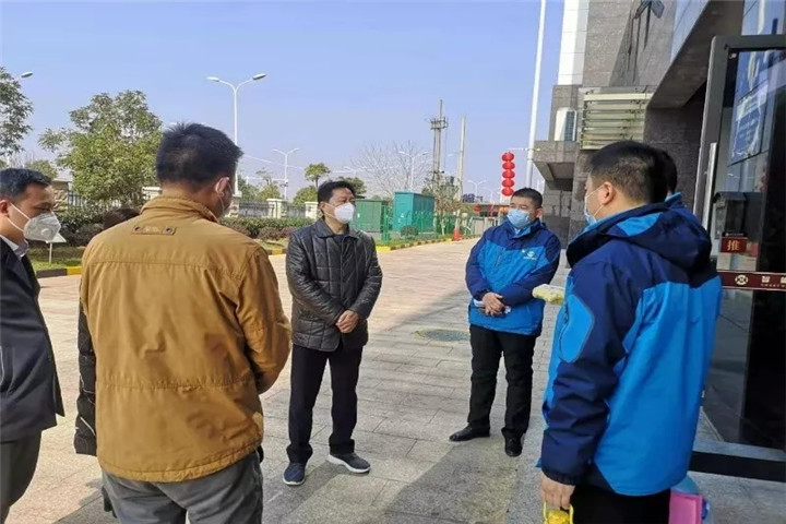 乐鱼(中国)党委书记、董事长谢荣华检查新冠病疫情防控工作