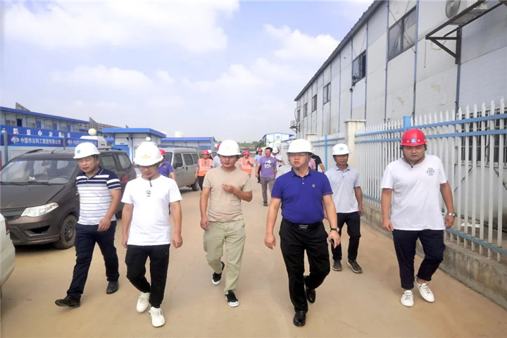 南昌金开乐鱼(中国)开展在建项目高温施工安全生产专项检查活动