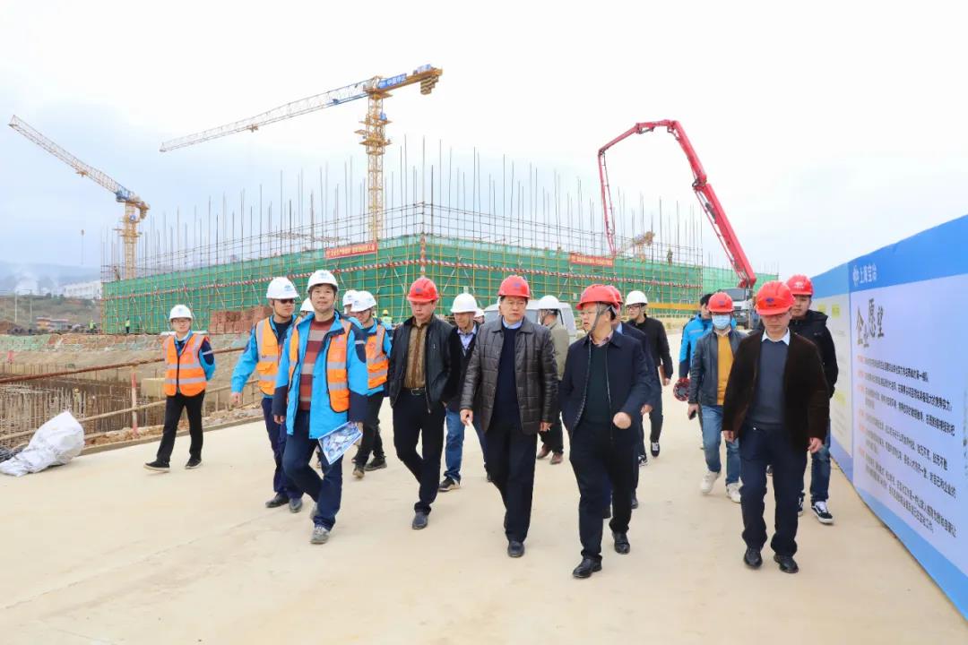 乐鱼(中国)党委书记、董事长谢荣华调研乐鱼(中国)重大重点建设项目